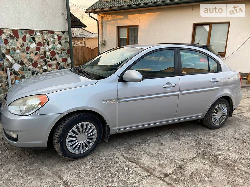Седан Hyundai Accent 2008 в Львові