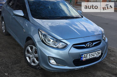 Седан Hyundai Accent 2012 в Днепре