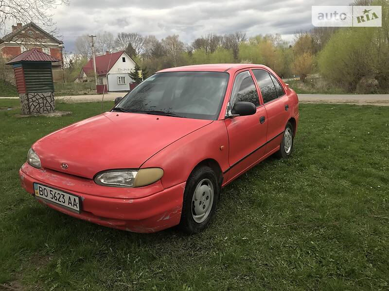 Хэтчбек Hyundai Accent 1995 в Борщеве