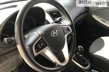 Седан Hyundai Accent 2013 в Херсоне