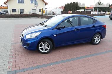 Седан Hyundai Accent 2013 в 