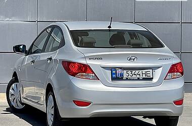 Седан Hyundai Accent 2012 в Одессе