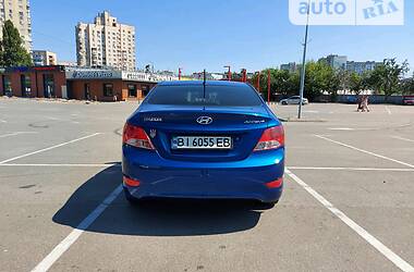 Седан Hyundai Accent 2013 в Киеве