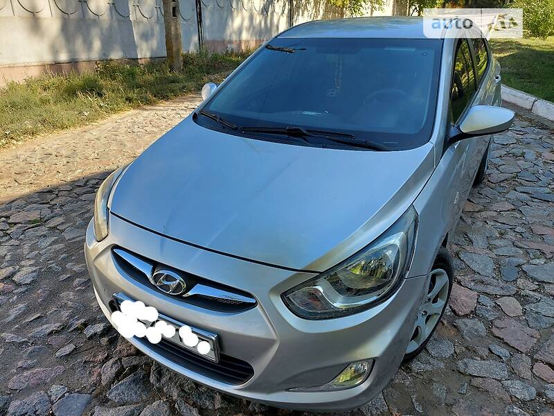 Hyundai Accent