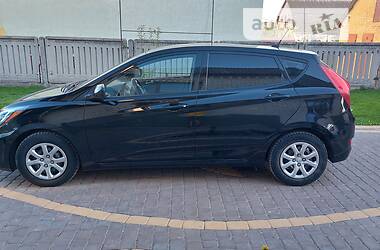 Хэтчбек Hyundai Accent 2013 в Киеве