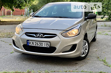 Седан Hyundai Accent 2011 в Кропивницькому