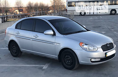 Седан Hyundai Accent 2008 в Киеве