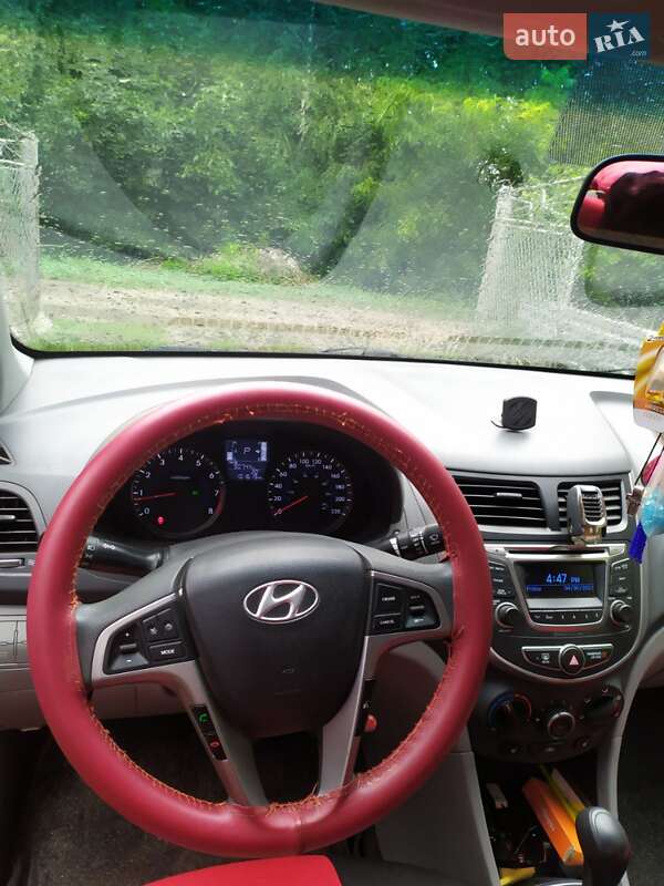 Седан Hyundai Accent 2016 в Тернополі
