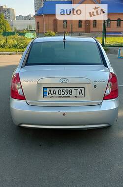 Седан Hyundai Accent 2008 в Киеве