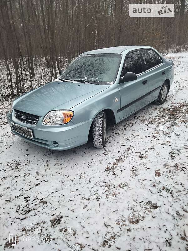 Отзыв об Hyundai Accent Седан 2004 года