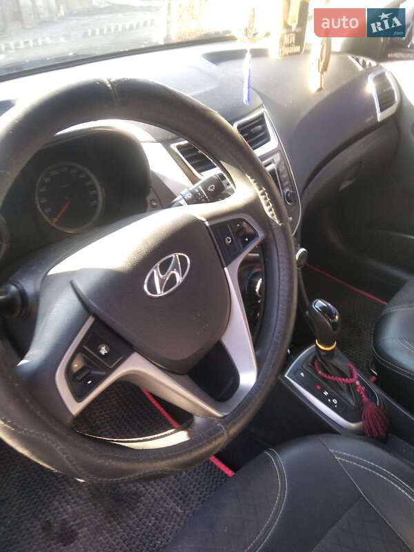 Седан Hyundai Accent 2016 в Кропивницком