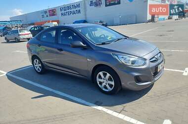 Седан Hyundai Accent 2011 в Переяславе