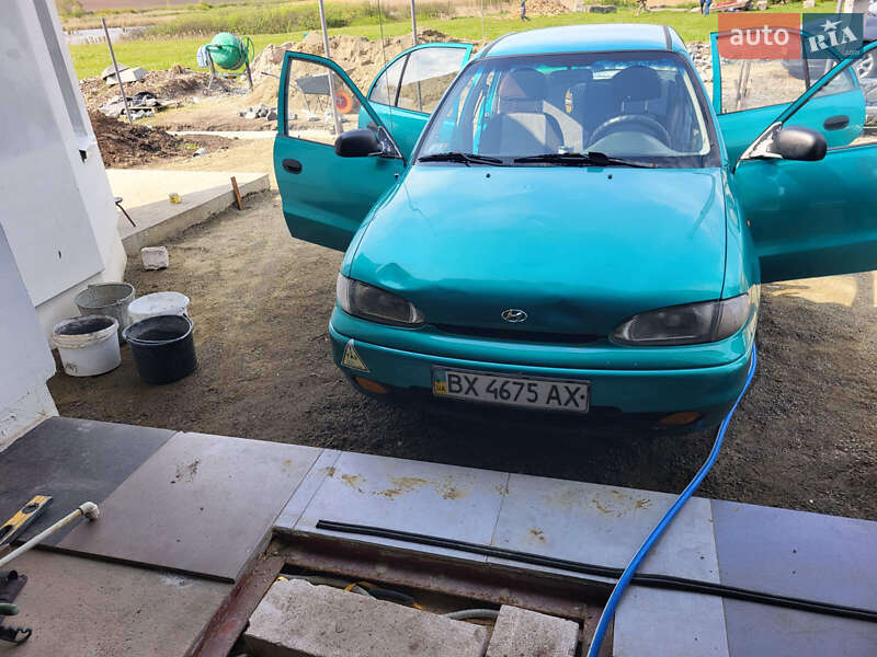 Седан Hyundai Accent 1996 в Деражне