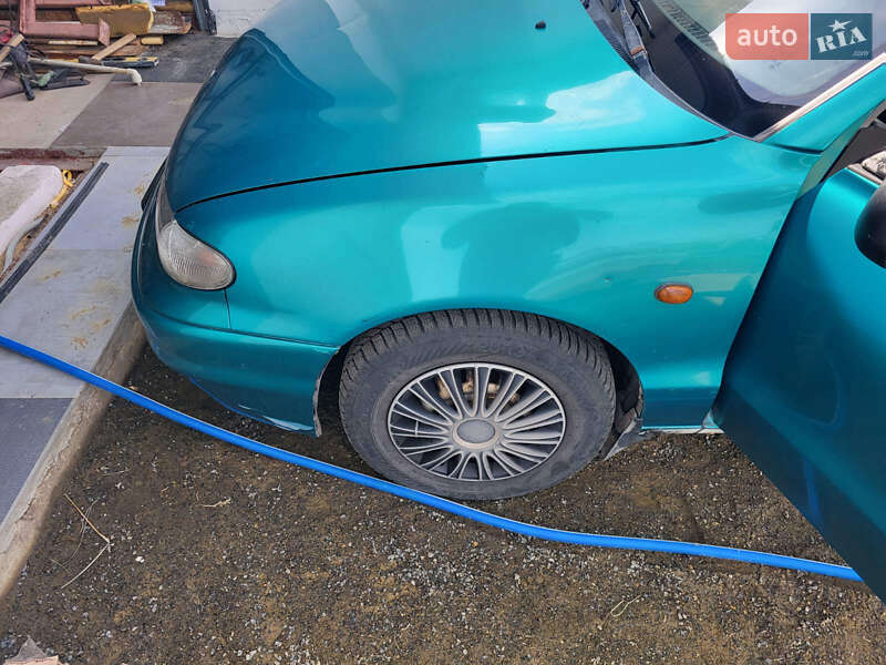 Седан Hyundai Accent 1996 в Деражне