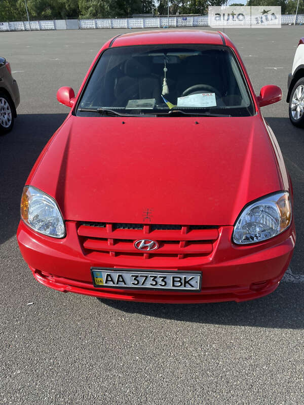 Седан Hyundai Accent 2004 в Києві