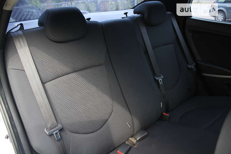 Седан Hyundai Accent 2012 в Харкові