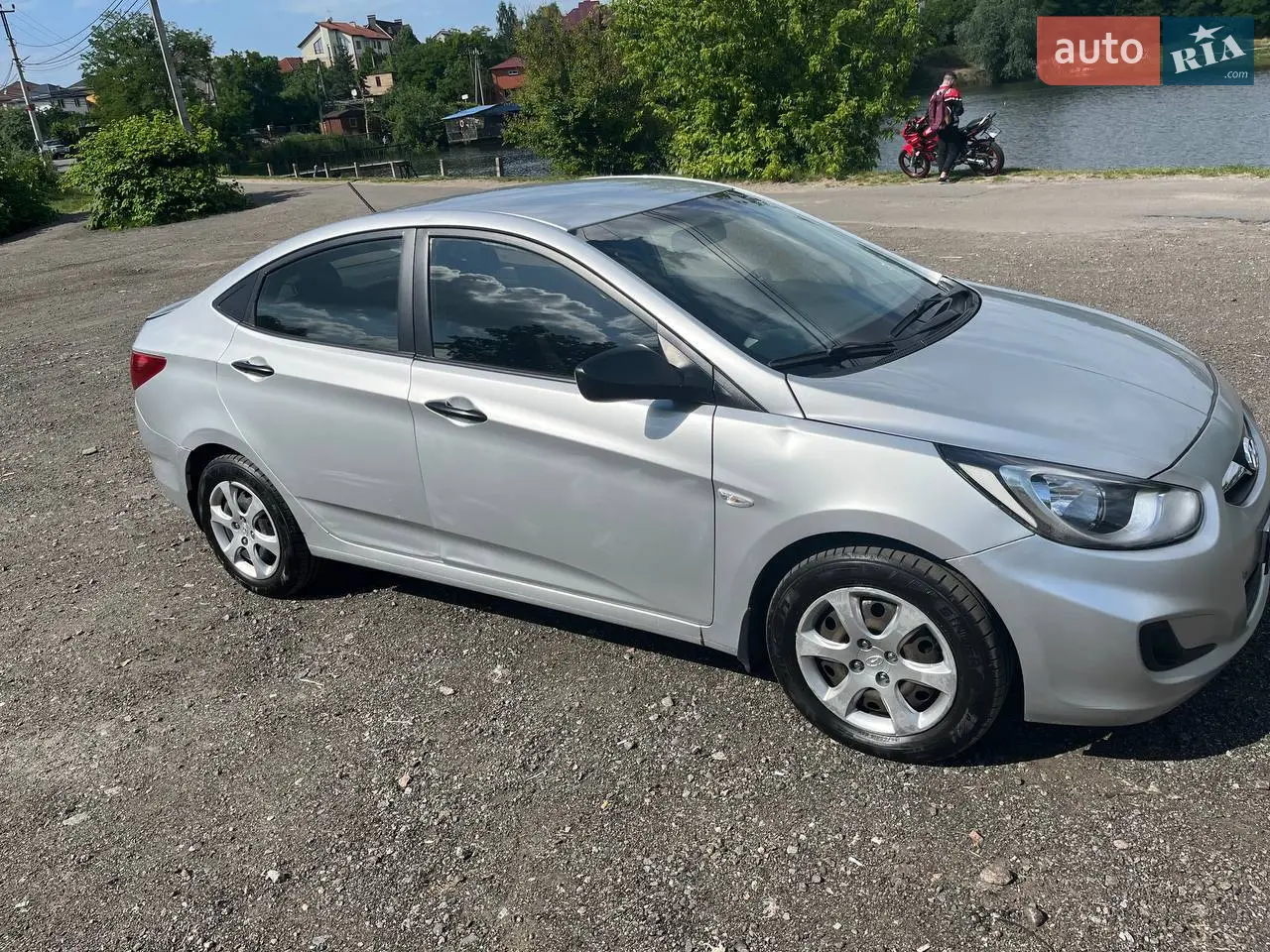 2011 Hyundai Accent - мініатюра 11