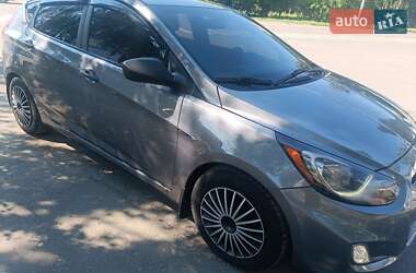 Хэтчбек Hyundai Accent 2014 в 