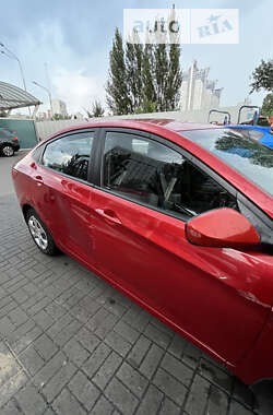 Седан Hyundai Accent 2013 в Киеве