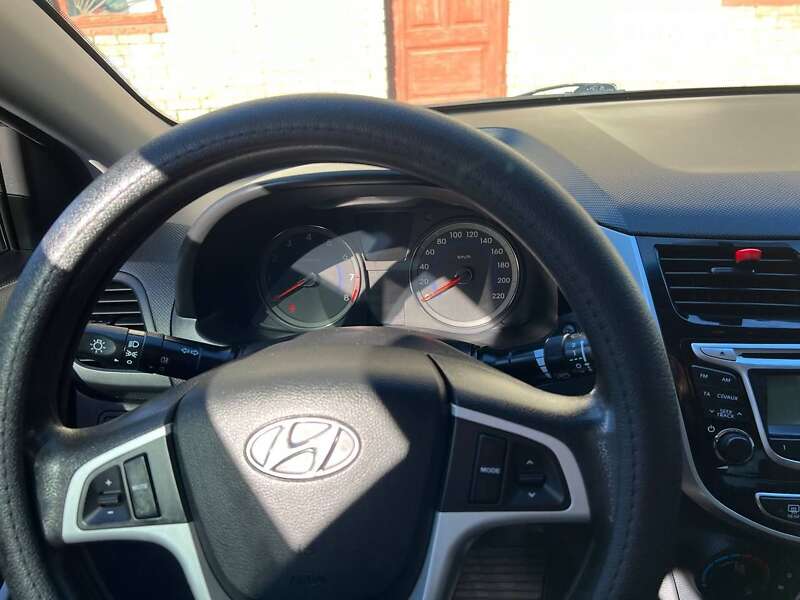 Седан Hyundai Accent 2014 в Хмільнику