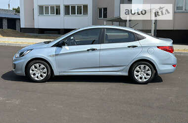 Седан Hyundai Accent 2011 в 