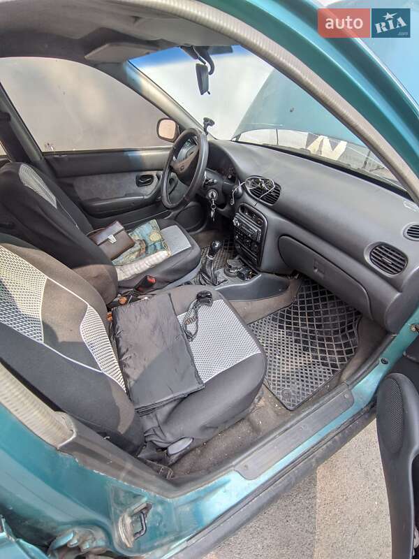 Седан Hyundai Accent 1995 в Кривом Роге