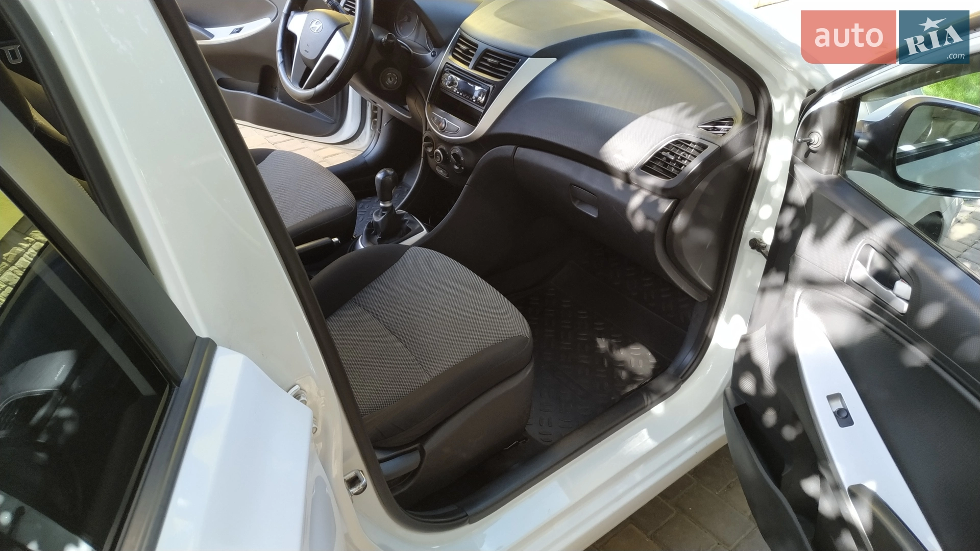 2012 Hyundai Accent - мініатюра 7