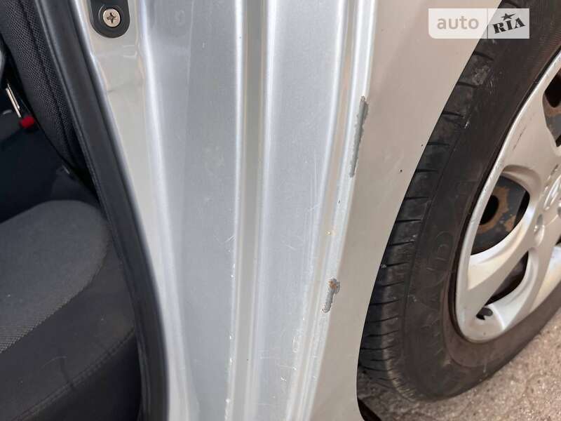 Седан Hyundai Accent 2013 в Кривому Розі