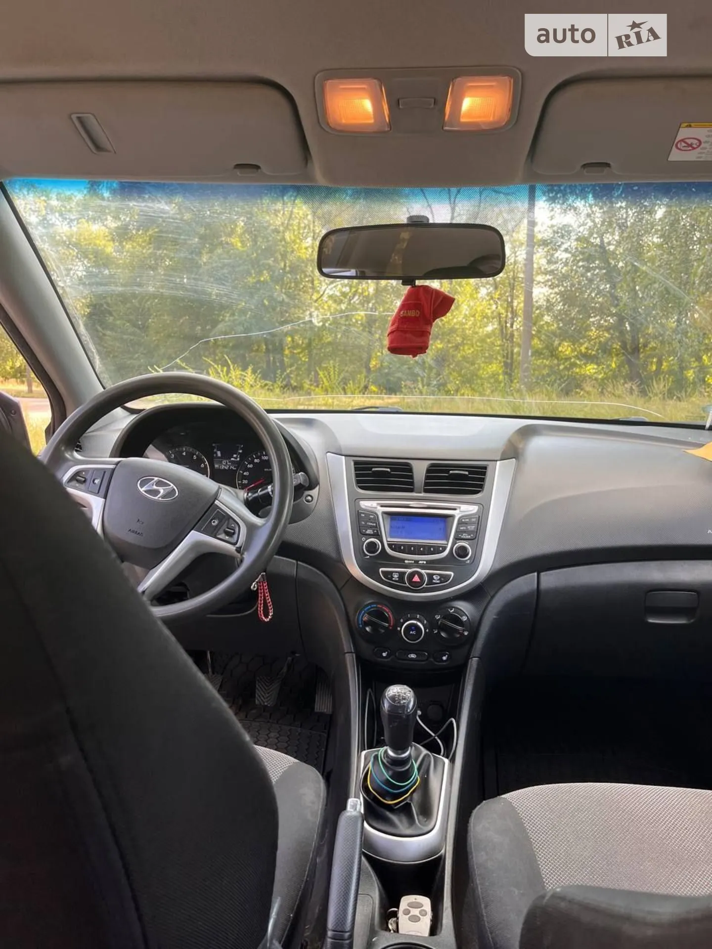 2013 Hyundai Accent - мініатюра 28