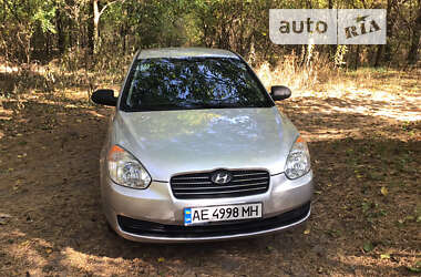 Седан Hyundai Accent 2008 в Каменском