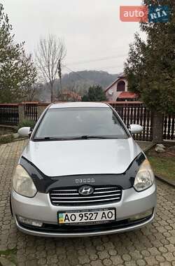 Седан Hyundai Accent 2008 в Рахове