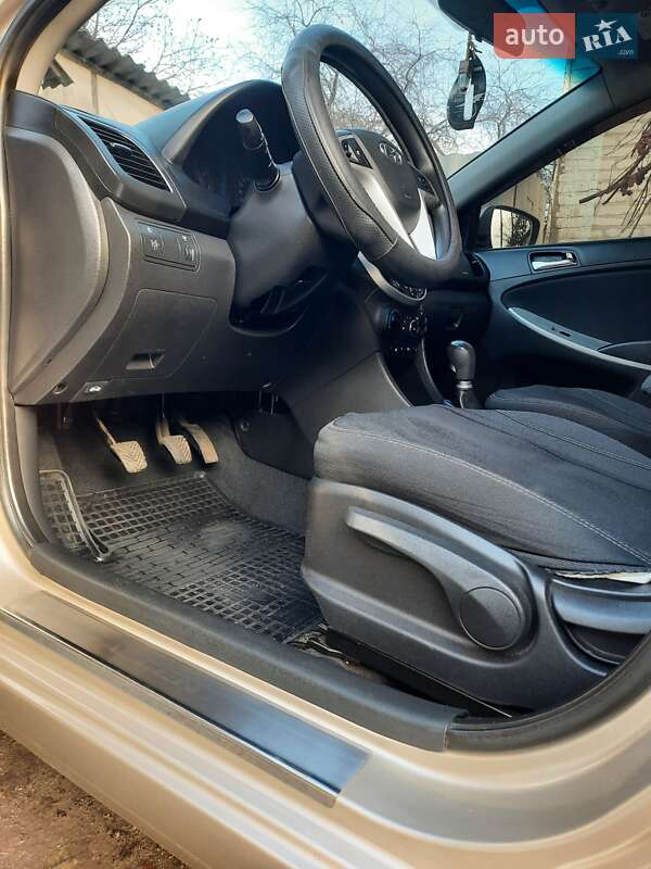 Седан Hyundai Accent 2011 в Балаклії