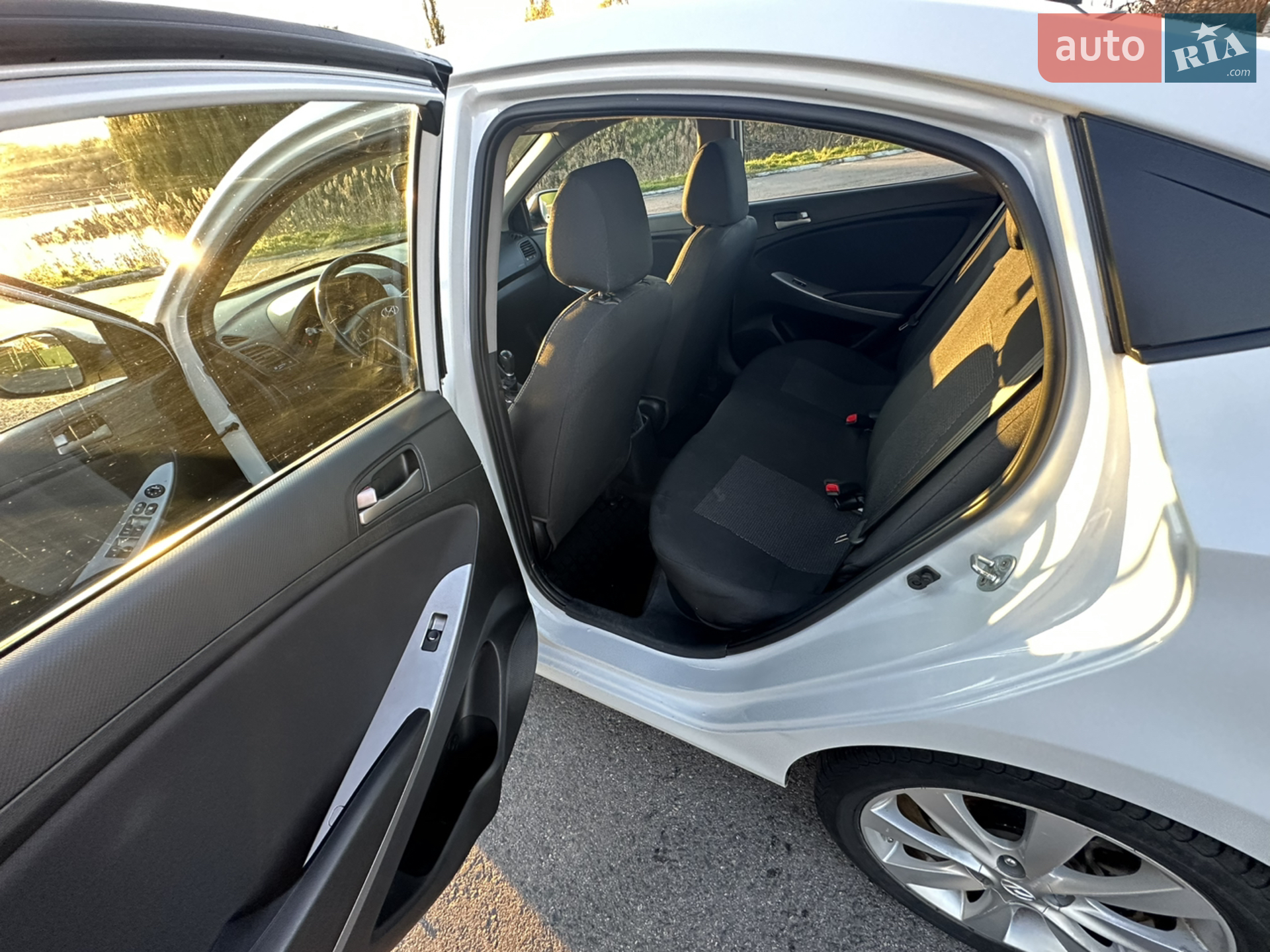 2018 Hyundai Accent - мініатюра 8