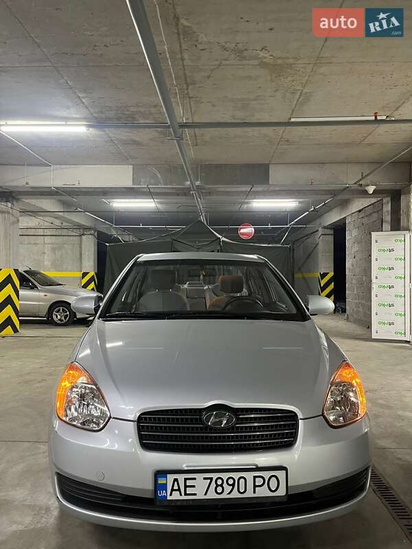 Hyundai Accent 2009