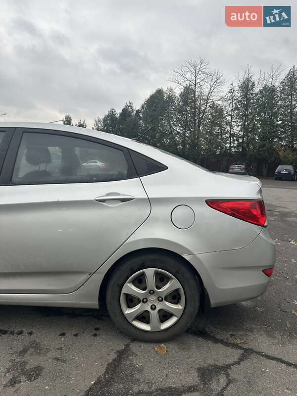 Седан Hyundai Accent 2012 в Ужгороде фото 9 Седан Hyundai Accent 2012 в Ужгороде