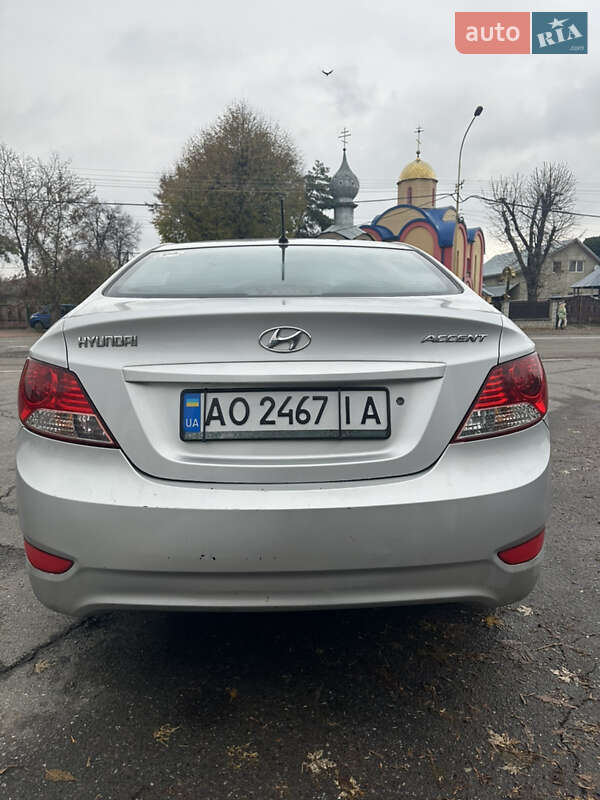 Седан Hyundai Accent 2012 в Ужгороде фото 13 Седан Hyundai Accent 2012 в Ужгороде