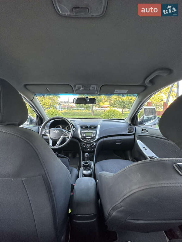 Седан Hyundai Accent 2012 в Ужгороде фото 21 Седан Hyundai Accent 2012 в Ужгороде
