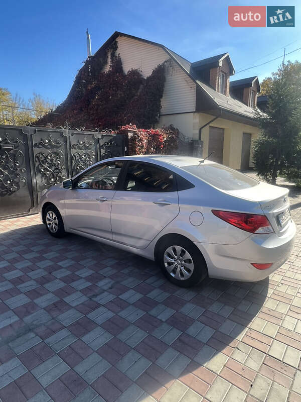 Седан Hyundai Accent 2016 в Кропивницком