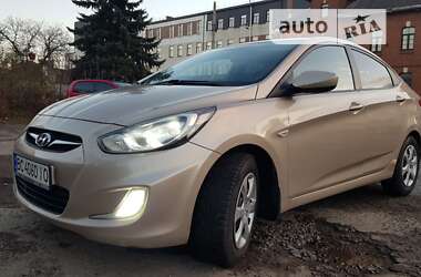 Седан Hyundai Accent 2012 в Львові