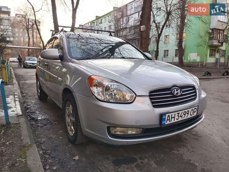 Hyundai Accent 2009