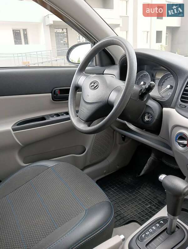 Седан Hyundai Accent 2008 в Одессе