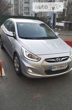 Седан Hyundai Accent 2013 в Вишгороді