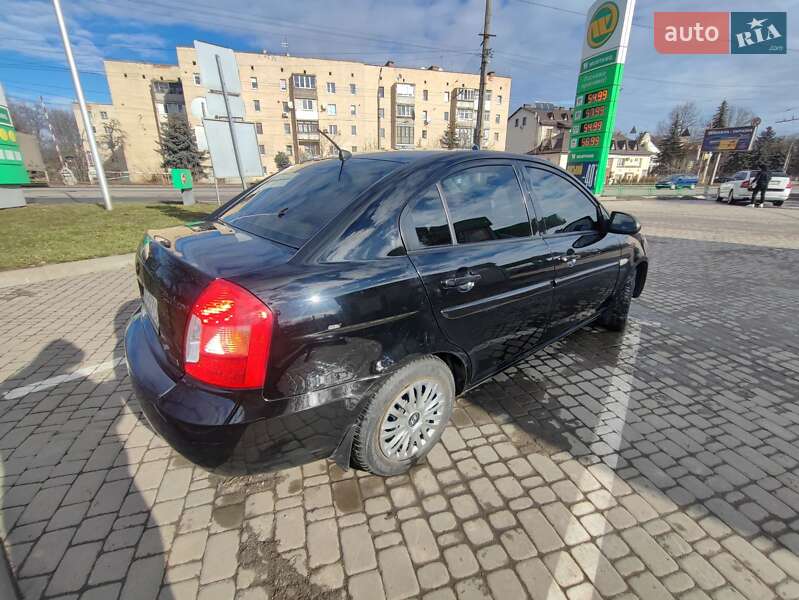 Седан Hyundai Accent 2008 в Виннице