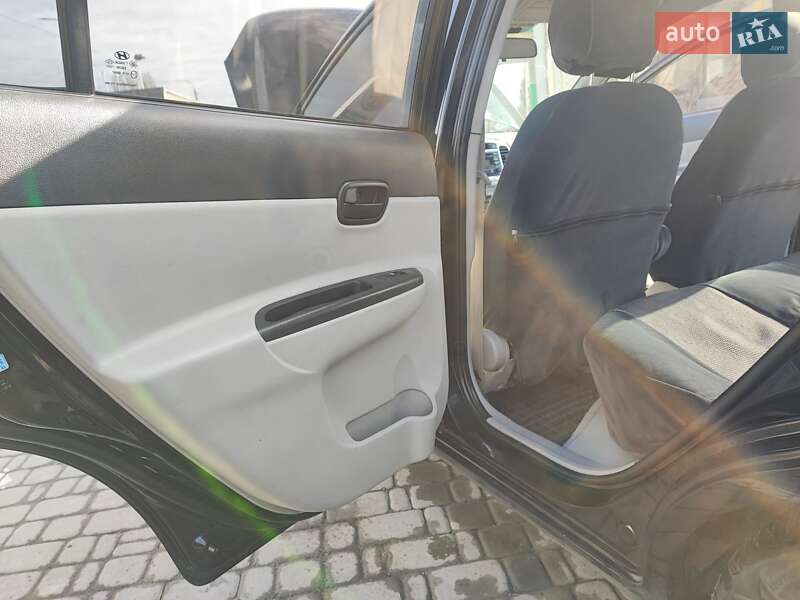 Седан Hyundai Accent 2008 в Виннице