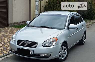 Hyundai Accent 2009