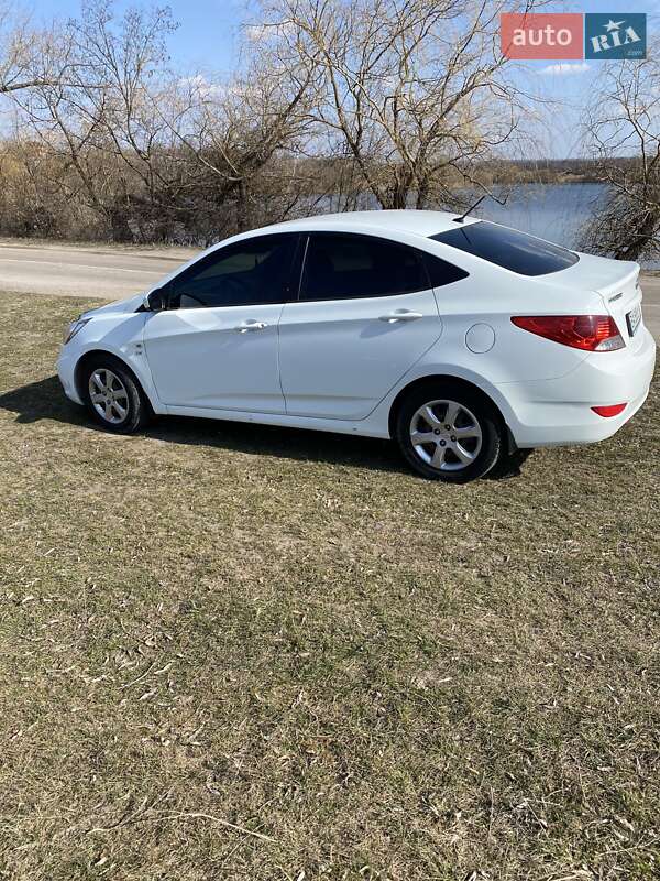 Седан Hyundai Accent 2012 в Кропивницькому