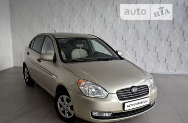 Седан Hyundai Accent 2008 в Днепре