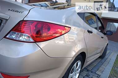 Седан Hyundai Accent 2013 в Богородчанах