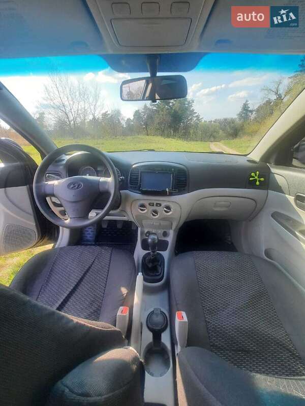 Седан Hyundai Accent 2008 в Сумах