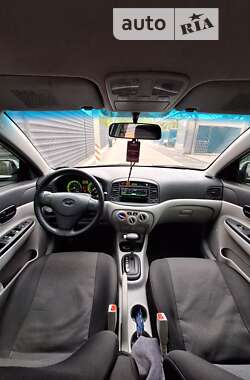 Седан Hyundai Accent 2008 в Киеве